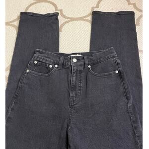 Madewell black 90’s straight jeans, High Rise size 26, Nm186, MSRP $128